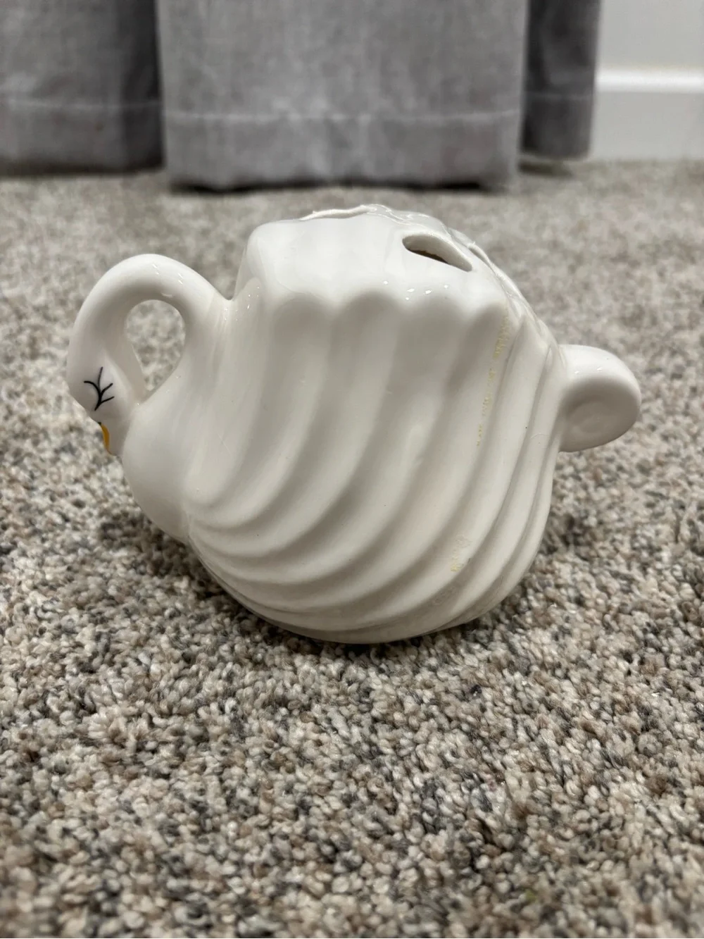 Vintage White Ceramic Swan Toothbrush Holder Bathroom Decor Cottage Core Country